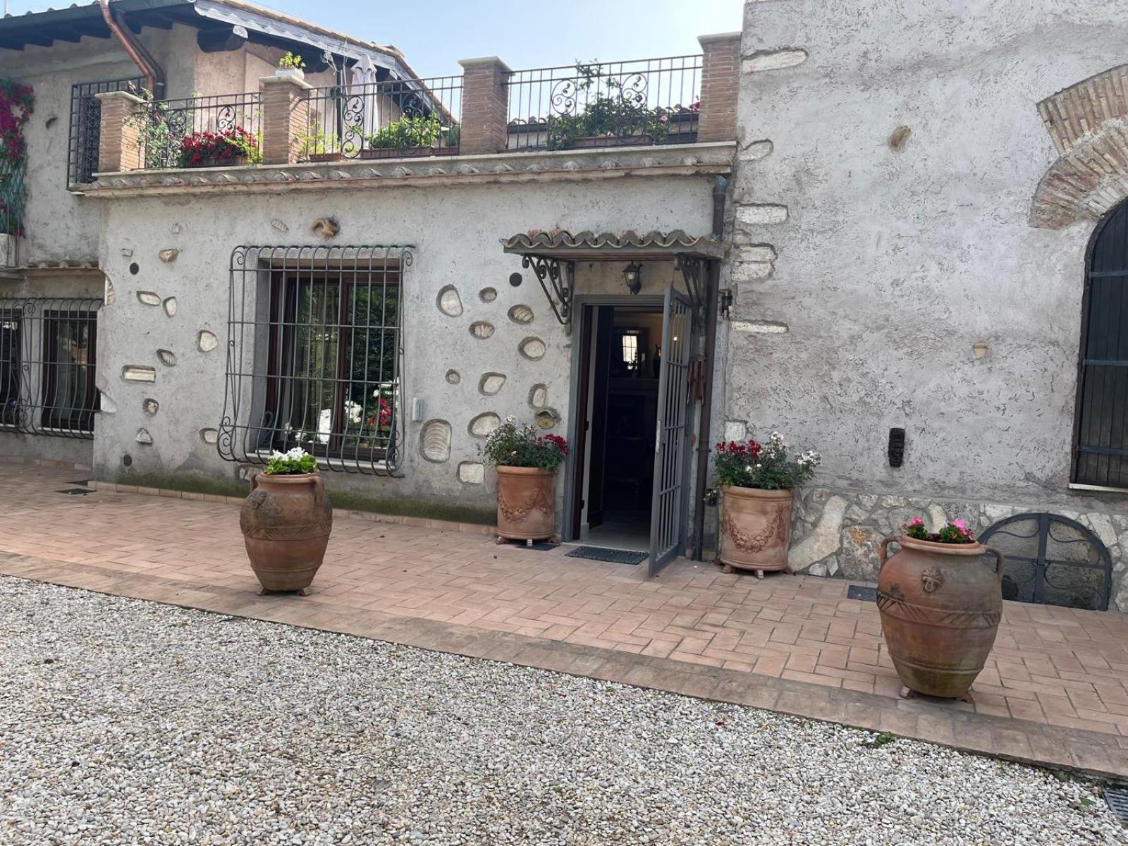 Loft Appia Antica Donna Eugenia Apartment Рим Екстериор снимка